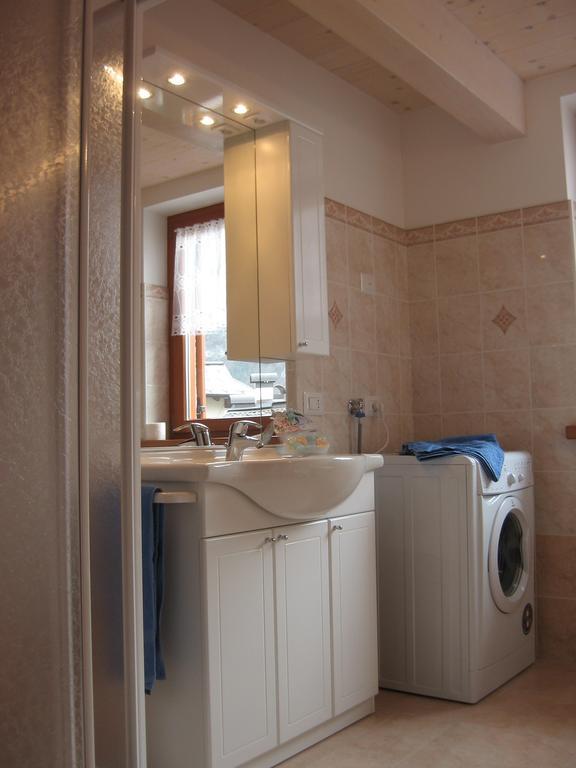 Apartamento Casa Rondine Molveno Habitación foto